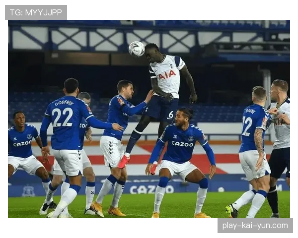 托特纳姆热刺球场将于4月测试新技术，允许教练席实时接收更详尽比赛数据